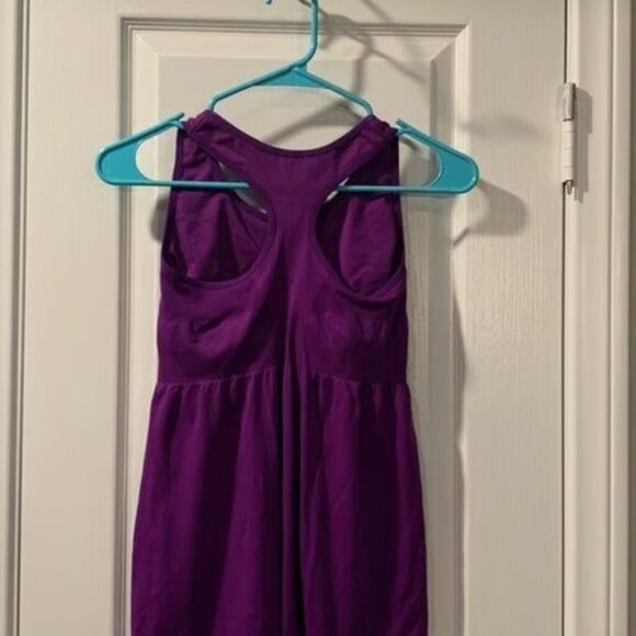 C9 Champion Activewear Racerback Tank Top Purple Built in Bra Size Med EUC #M280 - Picture 5 of 9